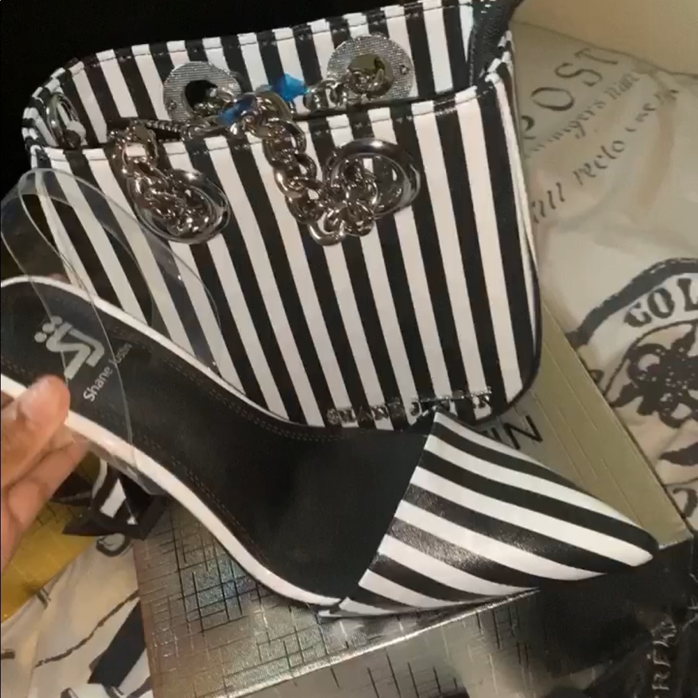 Shane Justin name brand purse and heel set